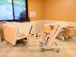 モダンな浴室設備