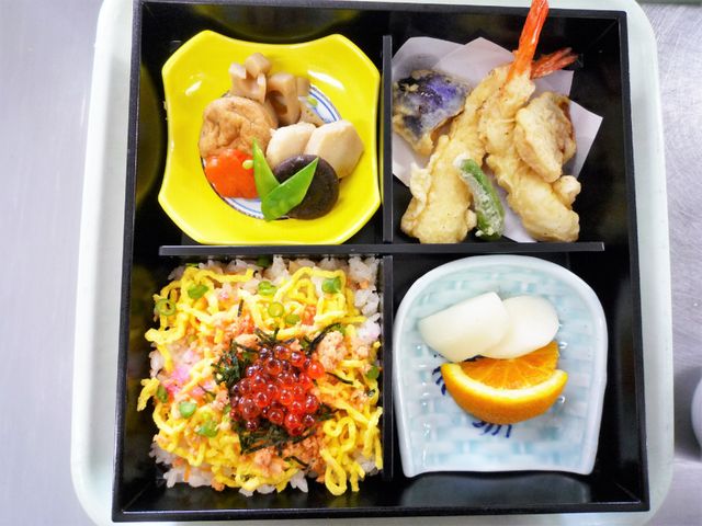 彩り豊かな和食セット
