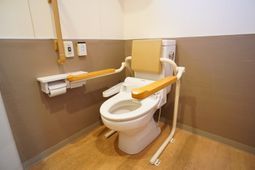 バリアフリートイレ