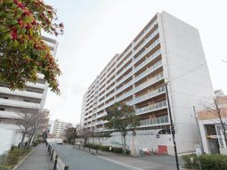 都市型施設の外観