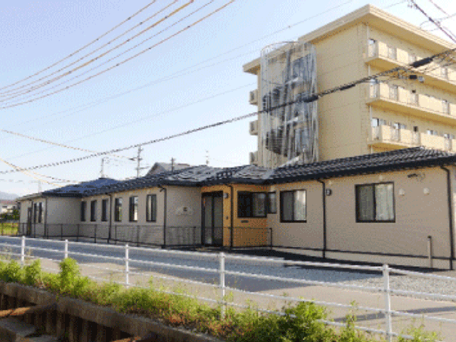 利便性の高い外観 外観 居住者に優しい設計と利便性の高い環境が魅力の施設です。快適な生活が期待できます。