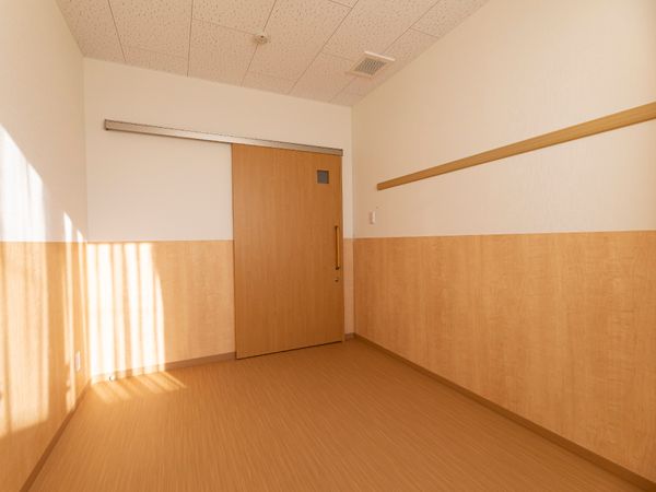 落ち着いた雰囲気の居室