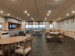 明るいダイニングルーム