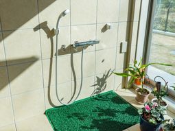 浴室の明るい一角