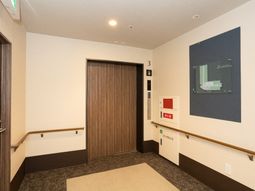 清潔感のある廊下の一角