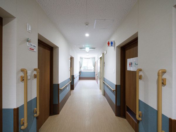 清潔な廊下の一角