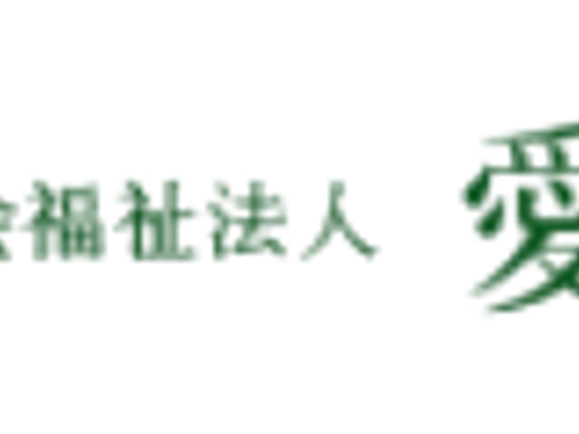 居心地の良い休憩室 休憩室 落ち着いた色合いの休憩室で、ゆったりと寛ぎのひとときを過ごすことができます。
