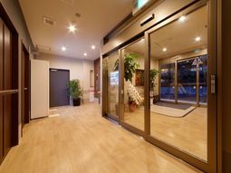 綺麗な廊下のエントランス