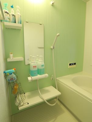 清潔な浴室の一角