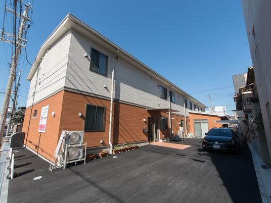 外観のきれいな建物