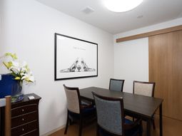 洗練されたダイニングエリア