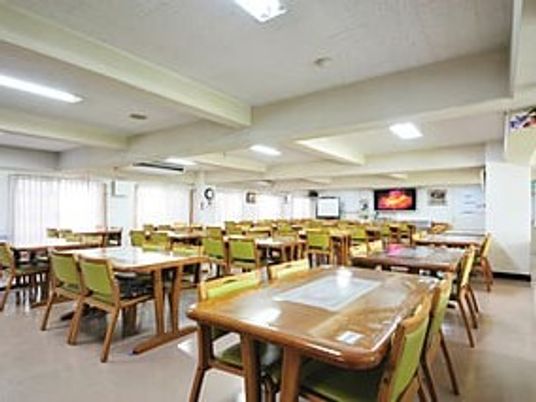 明るい食堂  