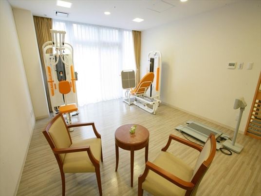 明るい機能訓練室