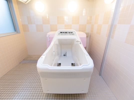 清潔感のある浴室空間