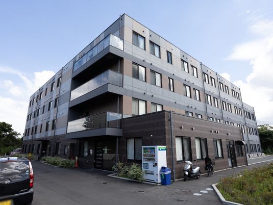 モダンな建物の外観
