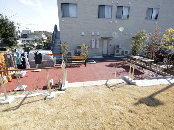 中庭の日常風景