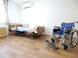 居室と車椅子