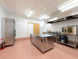 清潔なキッチン設備