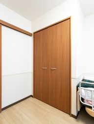 クローゼットのある部屋