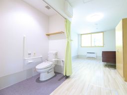 明るいトイレ空間