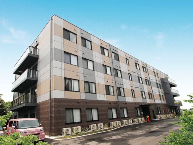 モダンな建物の外観 外観 シンプルで落ち着いたデザインの建物です。これから仕事を始める方にも快適な環境です。