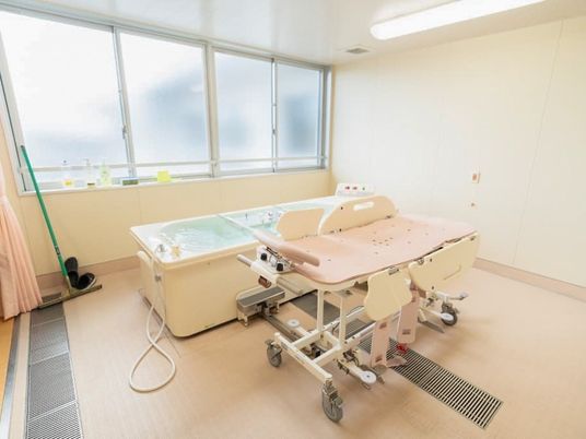 明るい浴室  