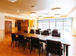 明るいダイニングエリア