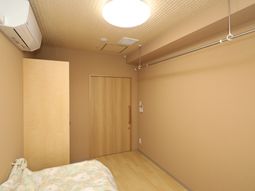 清潔感ある居室の様子