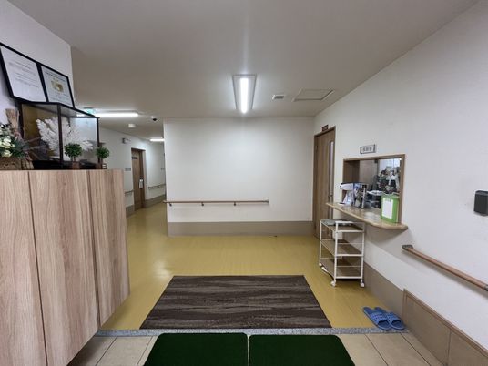 落ち着いた廊下