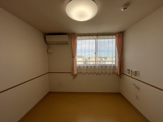 シンプルな居室