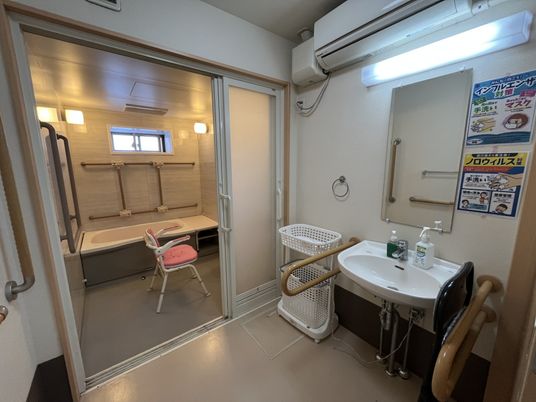 機能訓練室の洗面所