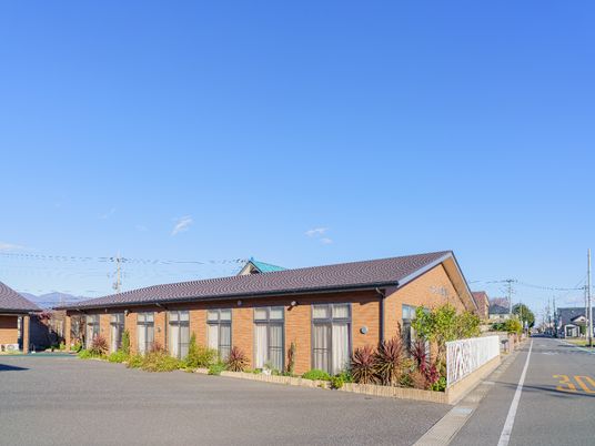 平屋造りの外観