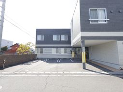 モダンな建物の外観