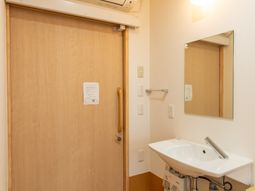 落ち着いた雰囲気の洗面台
