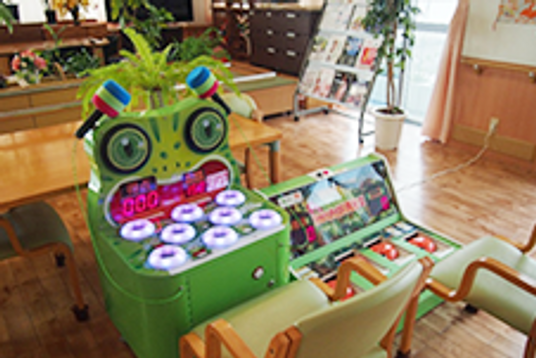 植物付きの遊戯台