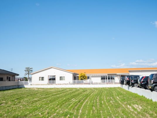 広々とした施設全景