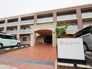 エントランスの外観