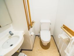 清潔な洋式トイレ