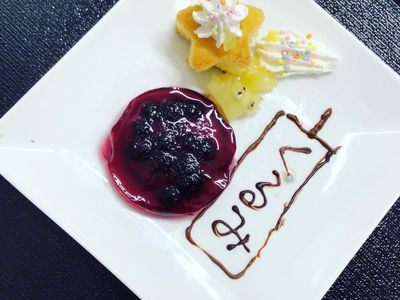 デザートの盛り付けアート