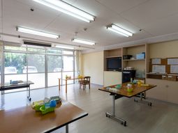 広々とした多目的室