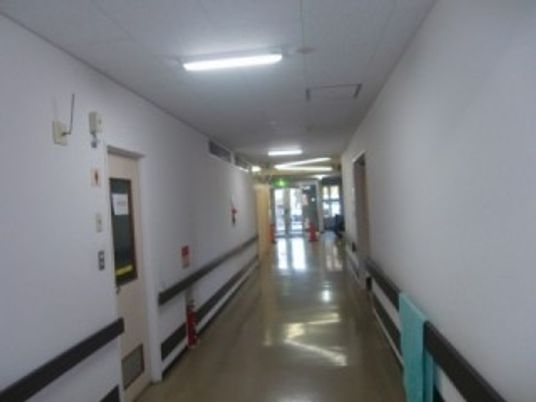 静かな廊下