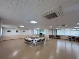 広々とした多目的室