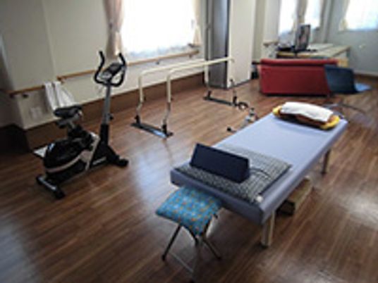 運動器具がある室内