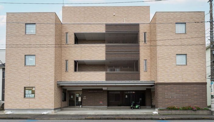 モダンな建物の外観