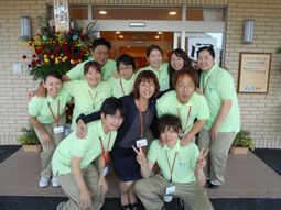 スタッフ集合写真