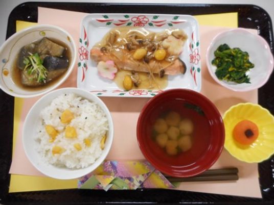 バランスの良い食事セット