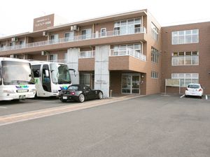 広々とした施設外観