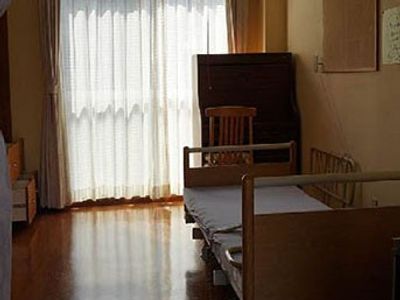 日の光が差し込む居室