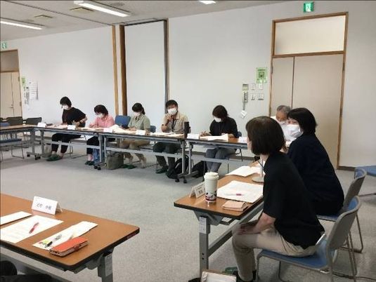 会議する研修室  