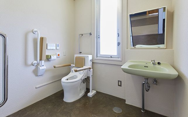安全なトイレ設備  